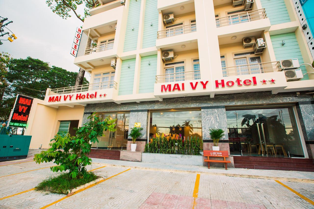 Mai Vy Hotel Trang Bang Exteriör bild