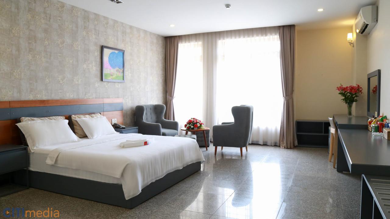 Mai Vy Hotel Trang Bang Exteriör bild